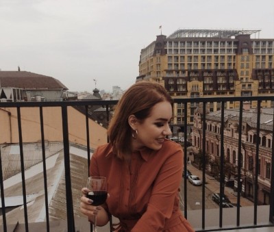 Ася, Г. Белогорск