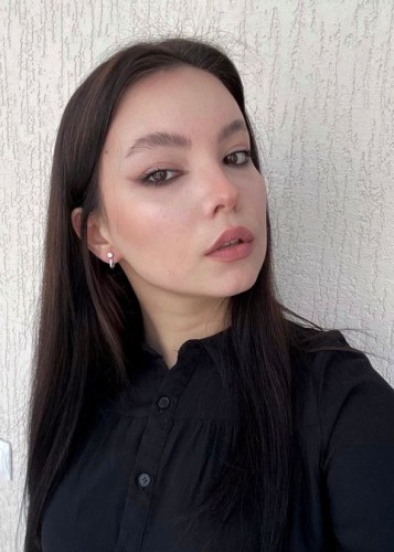 Лина, Г. Белогорск